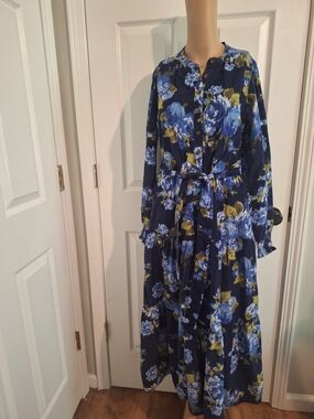 Navy Blue Floral Button-Front Midi Dress